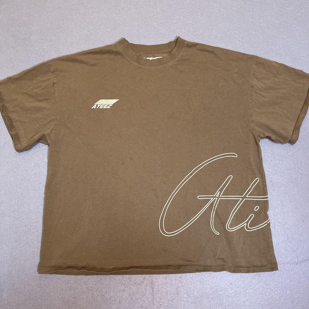 ATEEZ Shirt Mens L/XL Brown K-Pop Band Logo Script Graphic Tee Short Sleeve